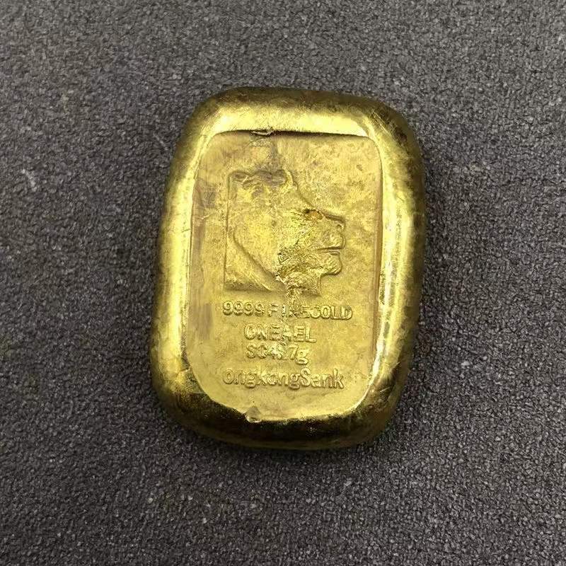 Small Vintage Collectible Items - アンティーク銅製の厚金貨、金塊、コイン、小さな金メッキ品、田舎の古物、ヴィンテージ品