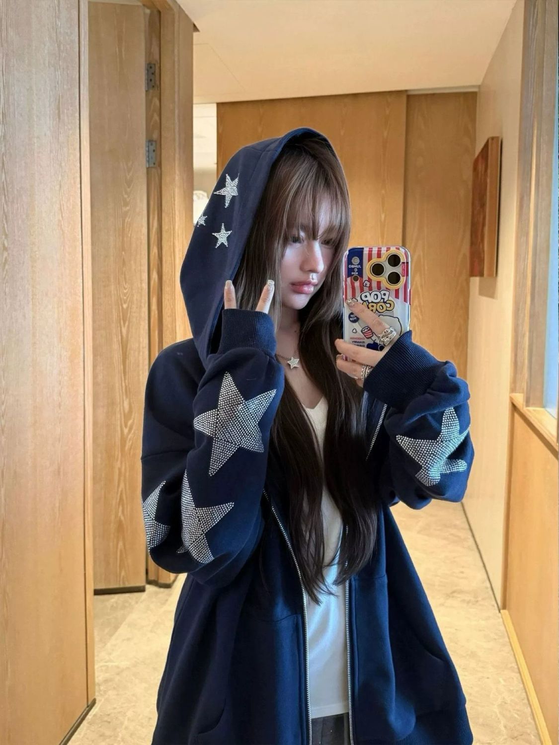 韓国ヴィンテージ ネイビーブルー スターラインストーン刺繍  - Vintage Zip Hoodie のレビューと価格